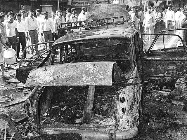Twelve coordinated blasts in several locations rocked Mumbai on March 12, 1993, leaving 257 people dead and over 700 injured. (HT Photo)