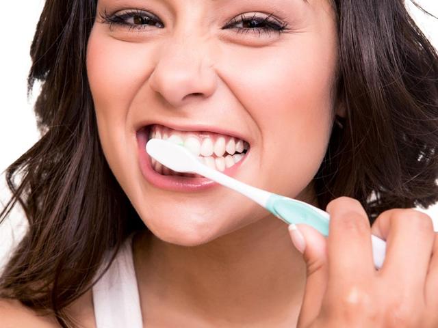 Keeping-your-teeth-healthy-is-very-important-Shutterstock-Image