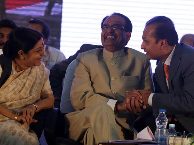 CM-Shivraj-Singh-Chouhan-with-industrialist-Anil-Ambani-and-Sushma-Swaraj-at-a-Global-Investors-Summit-HT-file-photo CM-Shivraj-Singh-Chouhan-with-industrialist-Anil-Ambani-and-Sushma-Swaraj-at-a-Global-Investors-Summit-HT-file-photo