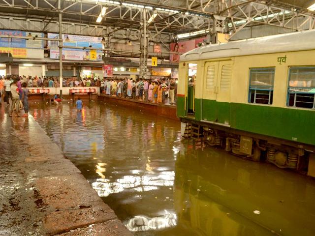 Railway tracks under water at Sealdah Station on Saturday. (Prateek Choudhury/ HT Photo)