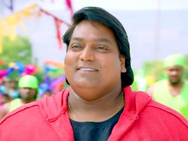 Ganesh-Acharya-in-a-still-from-Hey-Bro