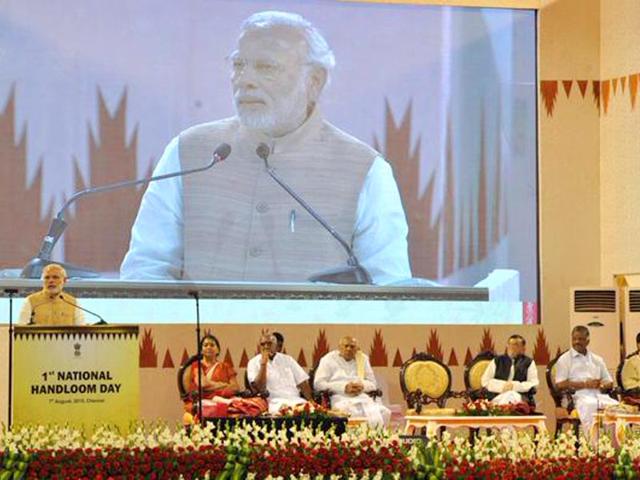 Prime-Minister-Narendra-Modi-delivering-his-address-on-National-Handloom-Day-in-Chennai-Picture-credit-PIB Prime-Minister-Narendra-Modi-delivering-his-address-on-National-Handloom-Day-in-Chennai-Picture-credit-PIB