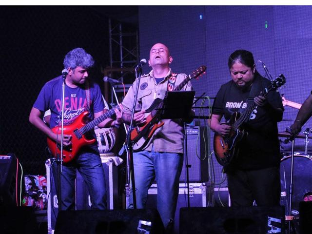 With Music You Never Know When Time Passes By Subir Malik Hindustan Times It says it is d now. subir malik