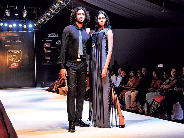 Models present designer Jatin Kochhar collection on the second day of Bhopal style week, in Bhopal on Saturday. (Praveen Bajpai/HT photo)