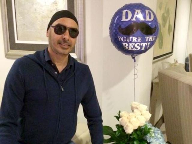 Indian Singer Sukhbir Held Up At Lahore Airport Hindustan Times My home (2008) and chak jawana (2010). indian singer sukhbir held up at lahore