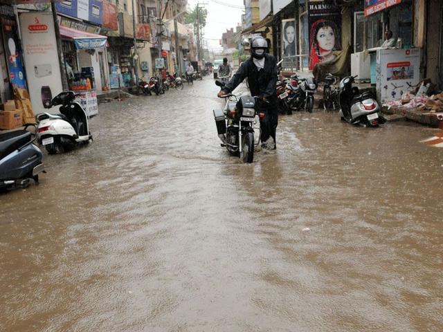 Water-logged market of Patiala during the rain on Saturday. Bharat Bhushan/HT