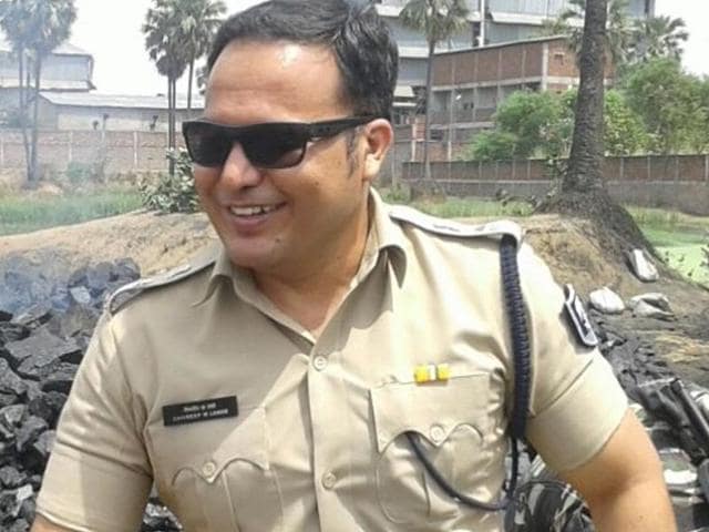 Shivdeep Wamanrao Lande, currently SP of Rohtas district in Bihar, has a reputation for being hands on in crises. He has a reputation for protecting female children (HT Photo) Shivdeep Wamanrao Lande, currently SP of Rohtas district in Bihar, has a reputation for being hands on in crises. He has a reputation for protecting female children (HT Photo)