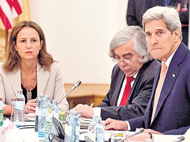 World leaders, including US secretary of state John Kerry (second from right), at the Iran nuclear talks in Vienna, on Monday. (AFP Photo)