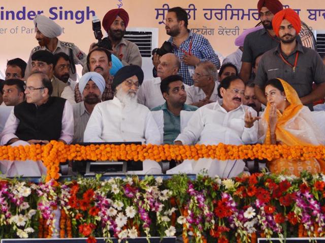 Union minister Harsimrat Kaur Badal, chief minister Parkash Singh Badal were also present on the occasion. Sameer Sehgal/HT