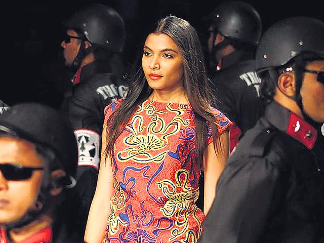 Designer Narendra Kumar took a stand against cops, who had tried to suppress people protesting against the callous attitude of the police in the 2012 Delhi gang rape case. (HT photo) Designer Narendra Kumar took a stand against cops, who had tried to suppress people protesting against the callous attitude of the police in the 2012 Delhi gang rape case. (HT photo)