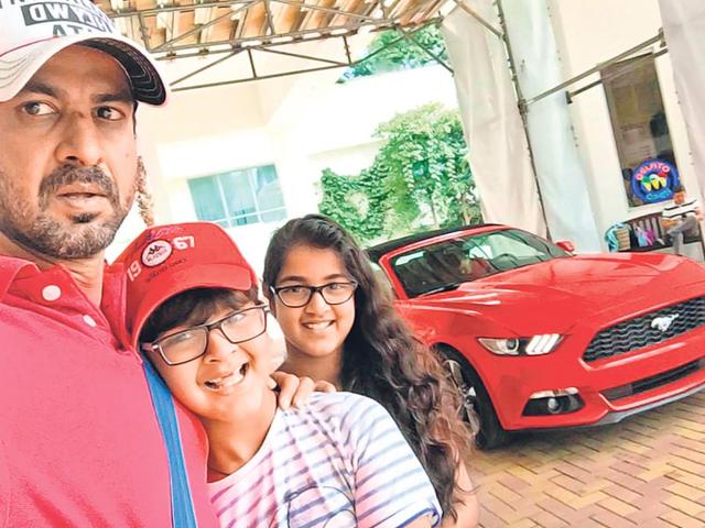 Ronit Roy: Ronit goes on a vacation with his family every year, and this time, they went to the US. He shot for several episodes of his TV show before taking off. He is likely to return to the city this weekend. Ronit Roy: Ronit goes on a vacation with his family every year, and this time, they went to the US. He shot for several episodes of his TV show before taking off. He is likely to return to the city this weekend.