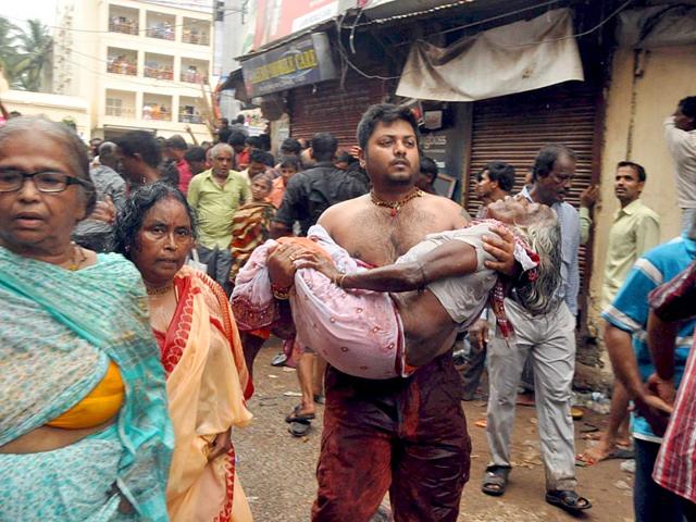 Pilgrims injured in a stampede while pulling Balabhadra Ratha chariots during Nabakalebar Rathayatra Festival, in Puri, Odisha on Saturday, July 18, 2015. (Photo by Arabinda Mahapatra) Pilgrims injured in a stampede while pulling Balabhadra Ratha chariots during Nabakalebar Rathayatra Festival, in Puri, Odisha on Saturday, July 18, 2015. (Photo by Arabinda Mahapatra)