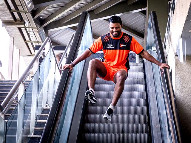 U Mumba player and raider Shabeer Bapu Sharfudheen performs a stunt at the Versova Metro station. (Photo: Ali Bharmal) U Mumba player and raider Shabeer Bapu Sharfudheen performs a stunt at the Versova Metro station. (Photo: Ali Bharmal)
