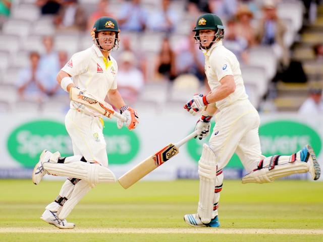 Australia's David Warner, left, and Chris Rogers run between the wickets during the team's second innings on Day 3 of the 2nd Ashes Test vs England at Lord's on July 18, 2015. Australia ended the day at 108/0, amassing a commanding 362-run lead. (Reuters Photo) Australia's David Warner, left, and Chris Rogers run between the wickets during the team's second innings on Day 3 of the 2nd Ashes Test vs England at Lord's on July 18, 2015. Australia ended the day at 108/0, amassing a commanding 362-run lead. (Reuters Photo)