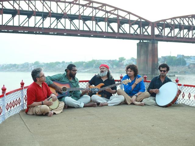 Himanshu Joshi, Nikhil Rao, Rahul Ram, Amit Kilam and Tuheen Chakravorty of Indian Ocean.