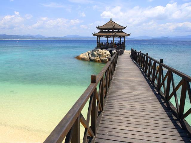 With the increasing popularity of Sanya among vacationers, many top-of-the-line hotels have acquired property along the beaches of this city on the Hainan Island in China. (Shutterstock) With the increasing popularity of Sanya among vacationers, many top-of-the-line hotels have acquired property along the beaches of this city on the Hainan Island in China. (Shutterstock)