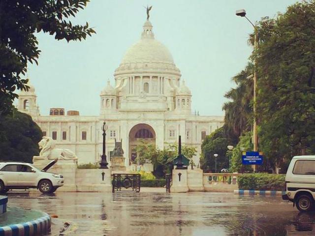 Actor Shruti Haasan put up this shot of a rain-drenched Victoria Memorial in Kolkata on Instagram. (shrutzhaasan/instagram) Actor Shruti Haasan put up this shot of a rain-drenched Victoria Memorial in Kolkata on Instagram. (shrutzhaasan/instagram)