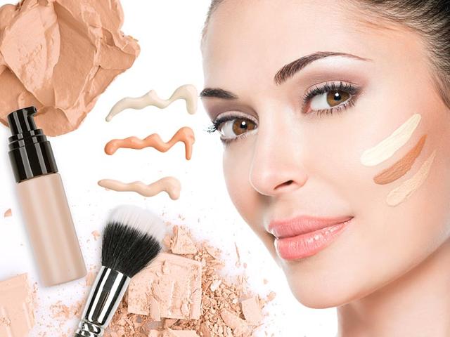 Choosing the right makeup base is essential to achieve that glowing, flawless skin. (Shutterstock)