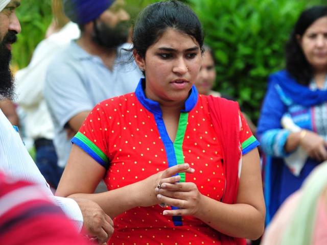 Candidates after appearing for the AIPMT retest at a centre in Chandigarh on Saturday. Keshav Singh/HT