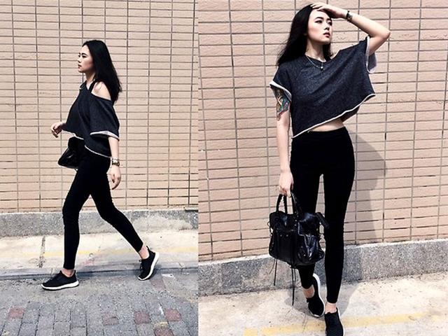 Stay on top of the crops top trend with an off-shoulder cropped number. Stay on top of the crops top trend with an off-shoulder cropped number.
