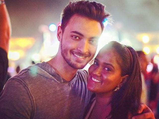 If these images won't put you in the mood to travel, what will? Arpita Khan Sharma and husband Aayush post moments from their trip to Europe. (Instagram/@arpitakhansharma)