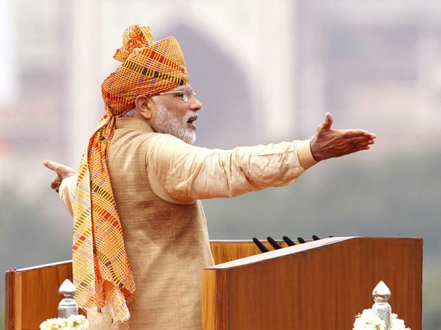 Prime Minister Narendra Modi addressing the nation from the ramparts of the Red Fort on the occasion of 69th Independence Day celebration in New Delhi. (Ajay Aggarwal/ HT Photo) Prime Minister Narendra Modi addressing the nation from the ramparts of the Red Fort on the occasion of 69th Independence Day celebration in New Delhi. (Ajay Aggarwal/ HT Photo)
