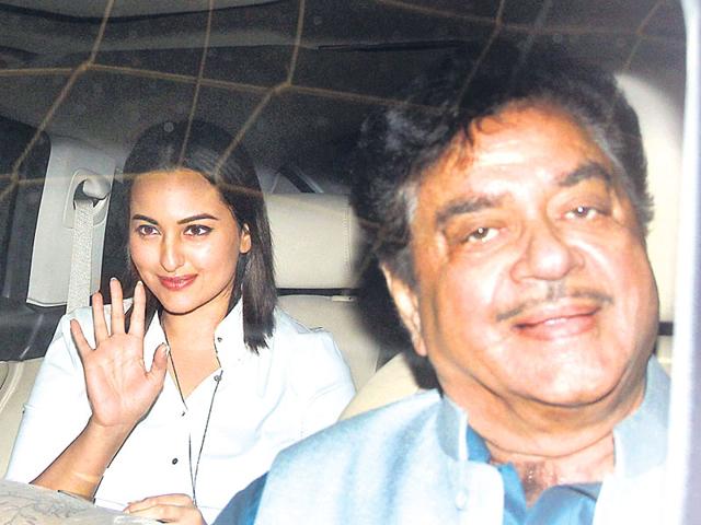 Actor and MP Shatrughan Sinha enters the venue for Brothers' special screening with his daughter Sonakshi Sinha. (Photo: Yogen Shah)
