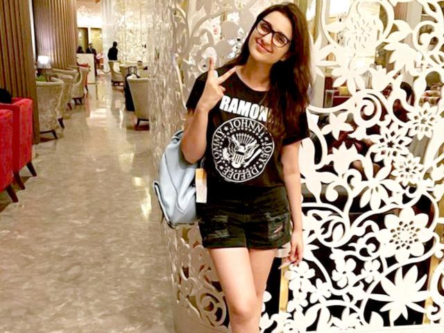 Flaunting her boots, Parineeti Chopra strikes a pose in New York. (Photo: Instagram/parineetichopra)