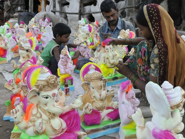 The NGT directed MP government to send instructions to all collectors to identify idols made of pop in their respective areas and destroy them. (Mujeeb Faruqui/HT file)