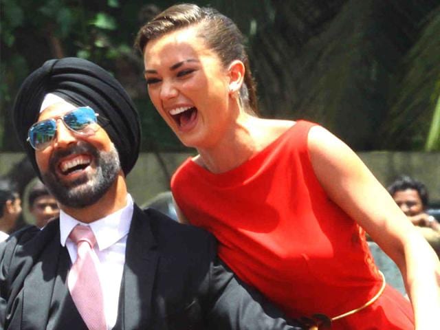 Amy Jackson I Had To Pinch Myself When Singh Is Bliing Was Offered Hindustan Times The film features akshay kumar, amy jackson, lara dutta and kay kay menon in lead roles. amy jackson i had to pinch myself when