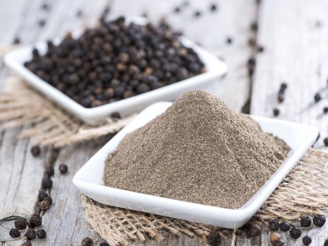 Black Pepper: It contains the alkaloid piperine, which helps speed up metabolism. Try it instead of salt, where possible: You'll reduce your sodium intake too.