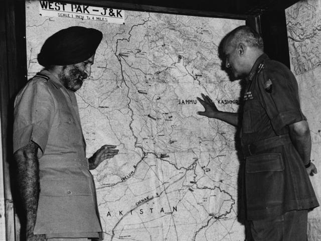 On 23rd September, 1965, army general J N Chaudhuri and air marshal Arjan Singh at the defence headquarters in New Delhi.(Photo by Keystone/Getty Images)