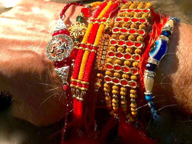 Marking Raksha Bandhan, Bollywood superstar Amitabh Bachchan shared a picture of his wrist with half-a-dozen rakhis adorning it. (Photo: Facebook/AmitabhBachchan)