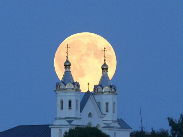 The supermoon happens when moon is full and makes it closest approach to Earth in her orbit. (AP Photo)