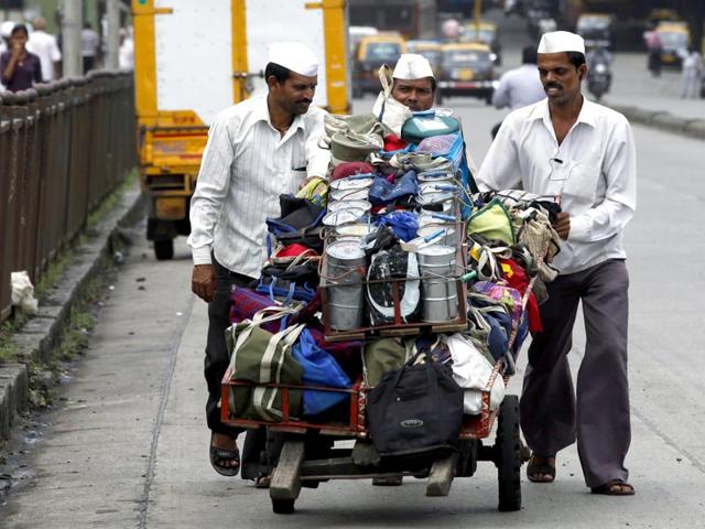 Mumbai’s famed dabbawalas pick up meals every morning that have been cooked in their clients’ homes and deliver them to their offices by afternoon. (HT file photo) Mumbai’s famed dabbawalas pick up meals every morning that have been cooked in their clients’ homes and deliver them to their offices by afternoon. (HT file photo)