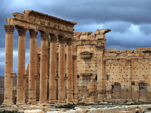 The external courtyard of the sanctuary of Baal in Palmyra (AFP Photo) The external courtyard of the sanctuary of Baal in Palmyra (AFP Photo)