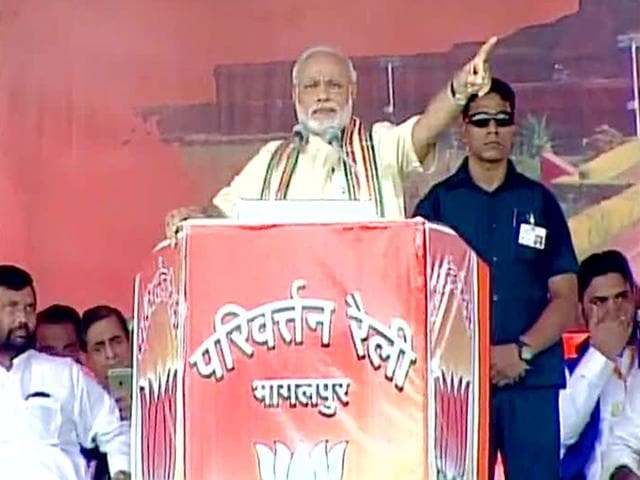 Narendra Modi addressing a BJP rally in Bhagalpur for the Bihar elections. (HT Photo/Ravindra) Narendra Modi addressing a BJP rally in Bhagalpur for the Bihar elections. (HT Photo/Ravindra)