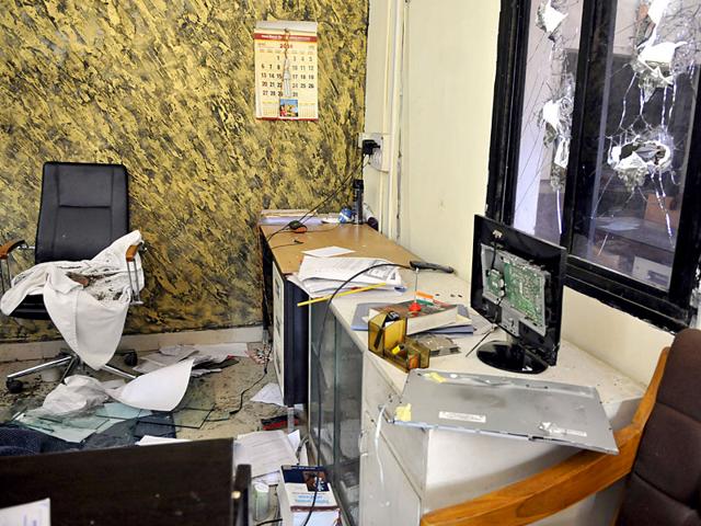 The ransacked Vijay Nagar police station in Indore. (Arun Mondhe/HT Photo) The ransacked Vijay Nagar police station in Indore. (Arun Mondhe/HT Photo)