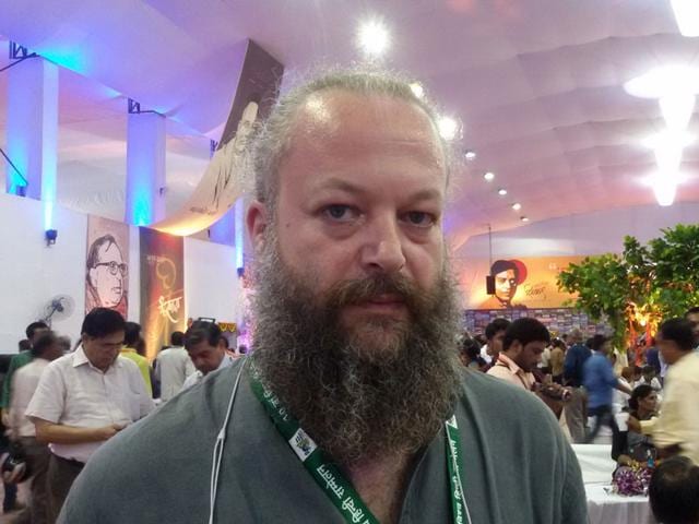 Adoum Idriss from Chad at World Hindi conference in Bhopal. Amitabh Bachchan's dialogues motivated him to learn Hindi. (HT photo Adoum Idriss from Chad at World Hindi conference in Bhopal. Amitabh Bachchan's dialogues motivated him to learn Hindi. (HT photo