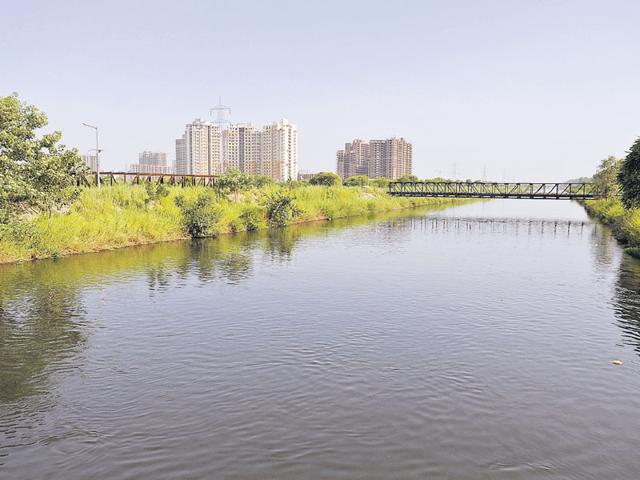 People living in smaller units in Delhi will move out to Faridabad and buy or rent bigger units