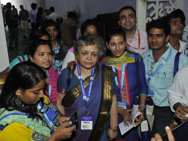 Senior journalist Mrinal Pandey at the venue of World Hindi Conference in Bhopal on Friday. (Praveen Bajpai/HT photo)