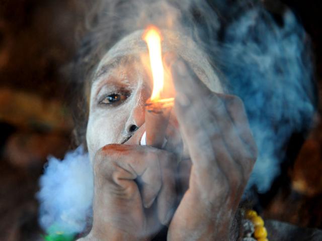 An ash-smeared naga sadhu of Juna Akhada spotted at Kumbh Mela in Nashik ahead of 'shahi snan' (holy bath). (Anshuman Poyrekar/HT photo) An ash-smeared naga sadhu of Juna Akhada spotted at Kumbh Mela in Nashik ahead of 'shahi snan' (holy bath). (Anshuman Poyrekar/HT photo)