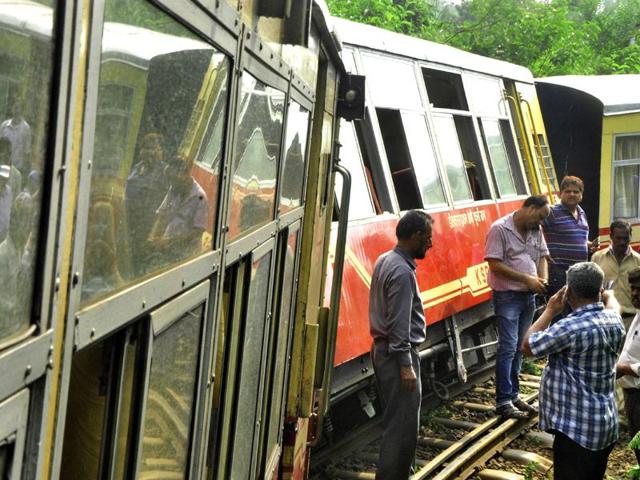 Two Britons were killed and 13 others were injured when a chartered train carrying tourists to the hill town of Shimla derailed. Sant Arora/HT