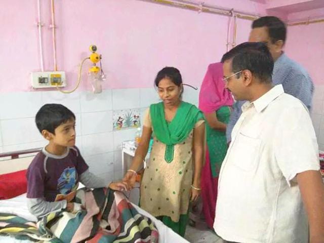 Delhi chief minister Arvind Kejriwal during a surprise check at a Delhi hospital. (Photo courtesy- @AamAadmiParty) Delhi chief minister Arvind Kejriwal during a surprise check at a Delhi hospital. (Photo courtesy- @AamAadmiParty)