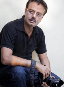 Amit Mehra wanted to show the suffering in Kashmir Amit Mehra wanted to show the suffering in Kashmir
