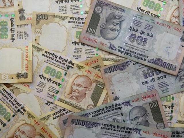 According to Worldwide IT Salary 2015 survey, India was ranked 7th on the list of lowest paymasters for information technology (IT) managers. (Livemint Photo) According to Worldwide IT Salary 2015 survey, India was ranked 7th on the list of lowest paymasters for information technology (IT) managers. (Livemint Photo)