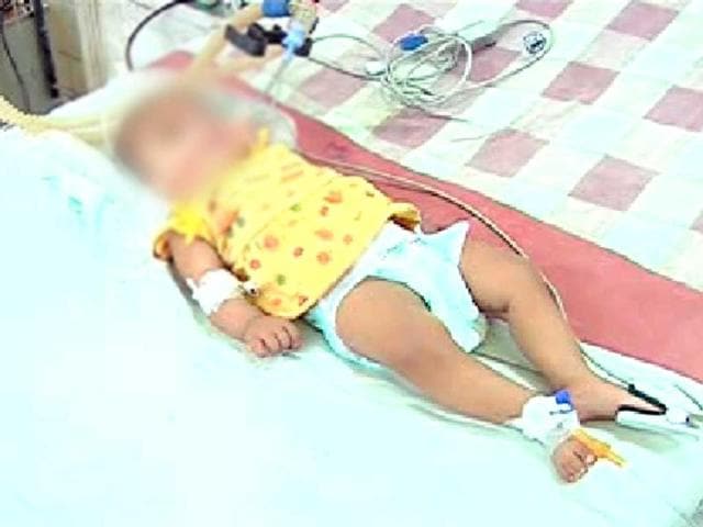Late on Saturday, an unidentified woman stole a newborn baby girl from the maternity ward of the combined government hospital in Premnagar, on the outskirts of Dehradun, officials said. Late on Saturday, an unidentified woman stole a newborn baby girl from the maternity ward of the combined government hospital in Premnagar, on the outskirts of Dehradun, officials said.