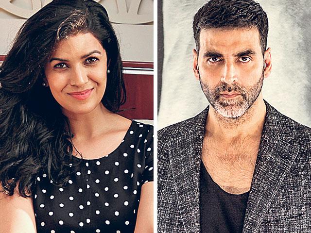 Akshay Kumar has been paired opposite Nimrat Kaur in Airlift. Akshay Kumar has been paired opposite Nimrat Kaur in Airlift.