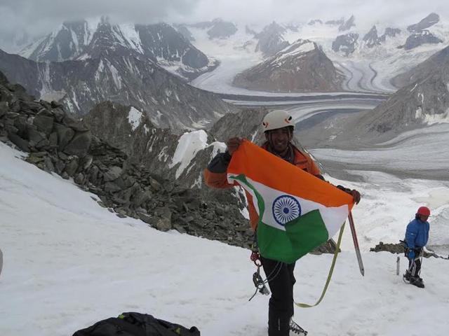 21-yr-old Indore lad summits during IMF expedition - Hindustan Times