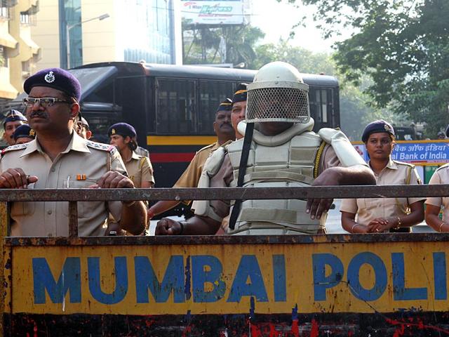 The Mumbai Police arrested 61 people, including 13 couples, during a raid in a hotel in suburban Malwani last month. (HT File Photo) The Mumbai Police arrested 61 people, including 13 couples, during a raid in a hotel in suburban Malwani last month. (HT File Photo)